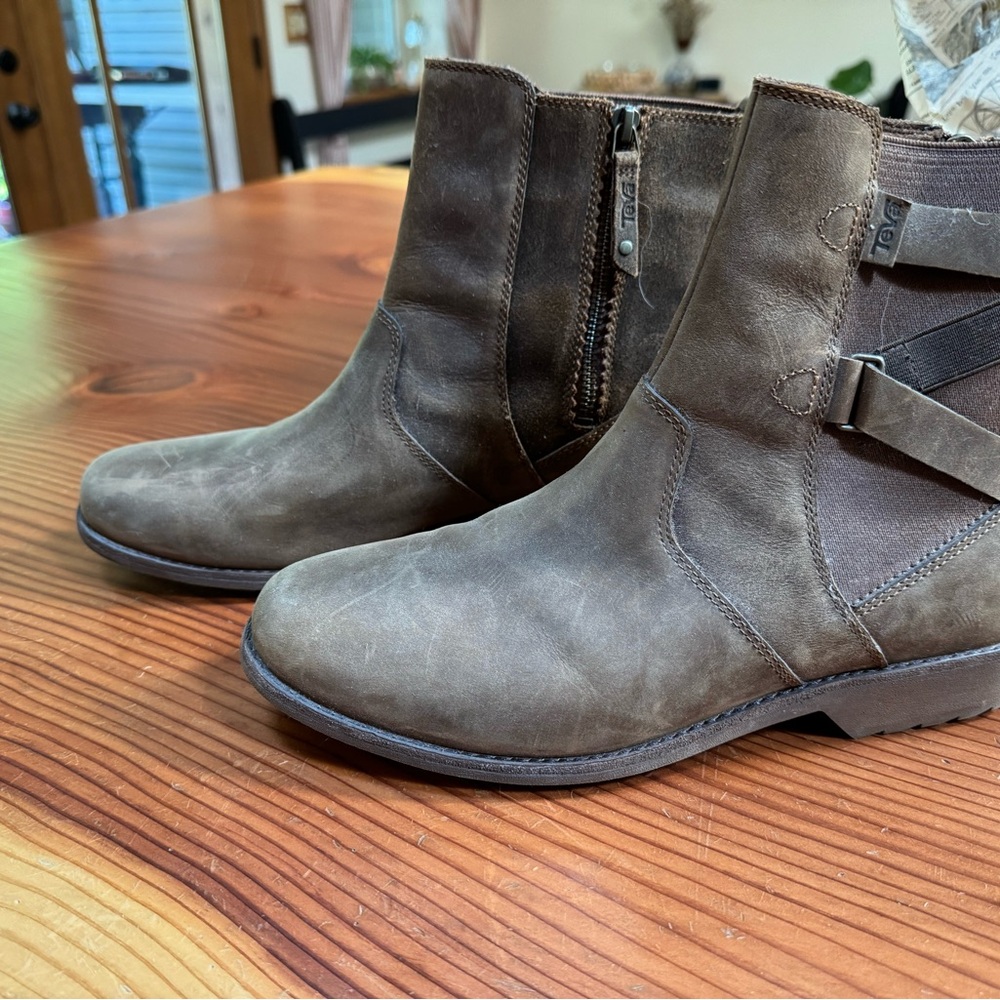 Teva Ellery ankle waterproof Brown Leather Boots